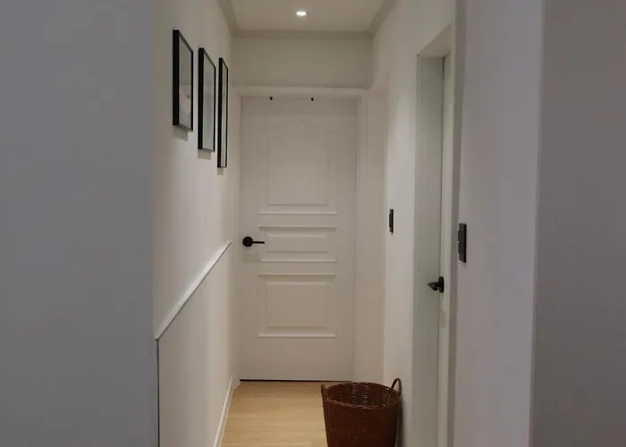 Yeonhuidong Private Family Room, Hongje Waterfall ,hongdae Bus 10 Mins ,free Parking Séoul