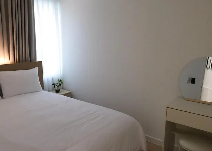 Yeonhuidong Private Family Room, Hongje Waterfall ,hongdae Bus 10 Mins ,free Parking Appartement Séoul